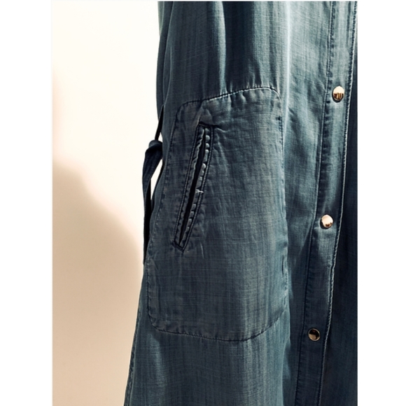 Duster - Picture 5 of 5